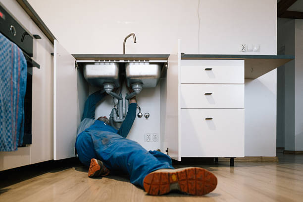 Professional Leak Detection technician working in Taneytown, MD